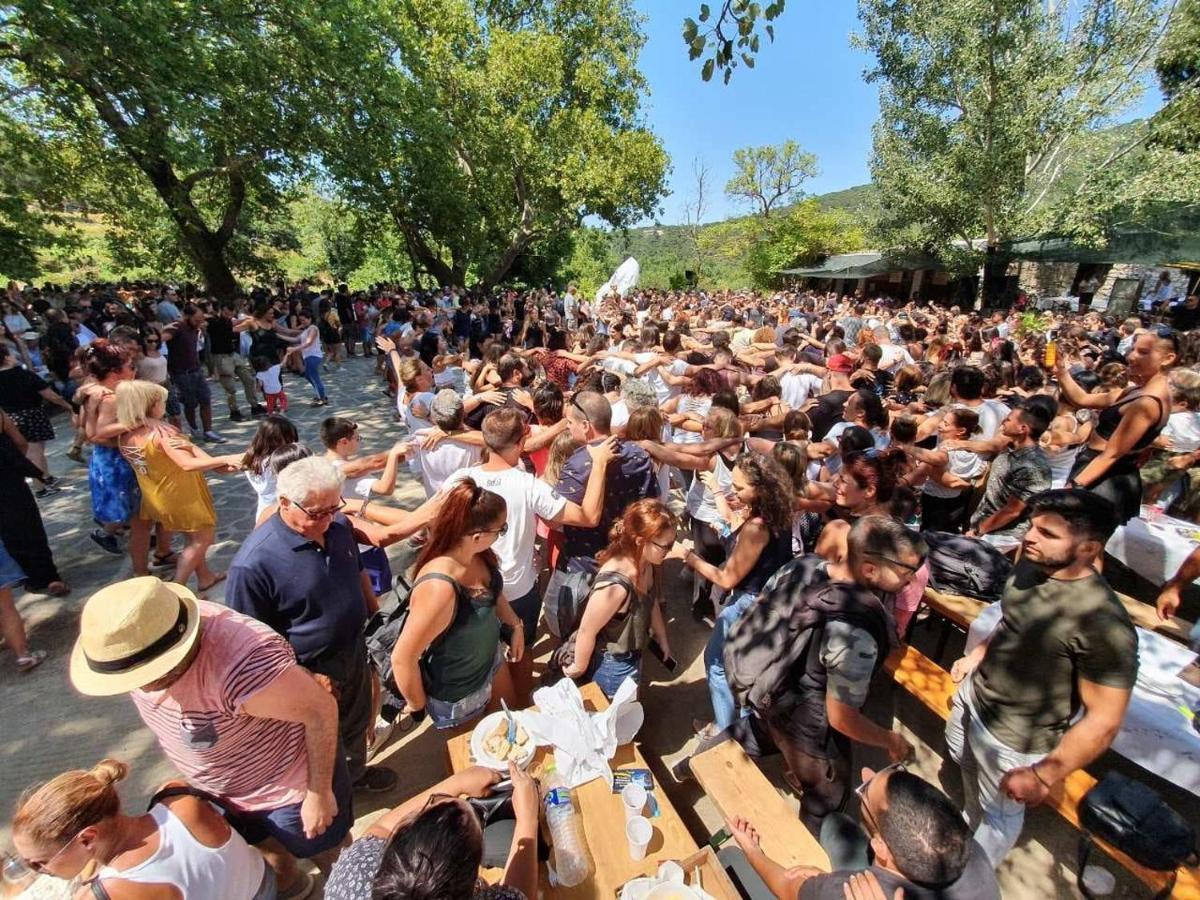 Ikaria Studios Manganíti Kültér fotó