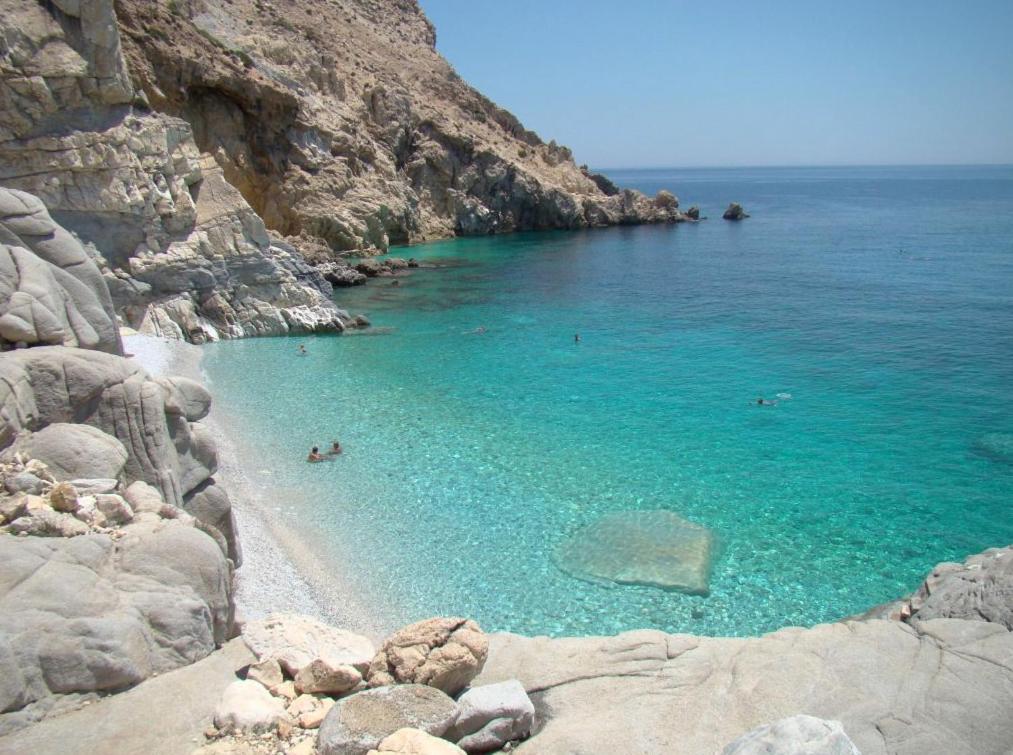 Ikaria Studios Manganíti Kültér fotó