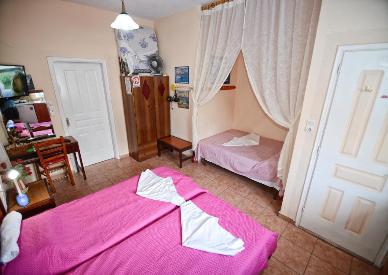 Ikaria Studios Manganíti Kültér fotó