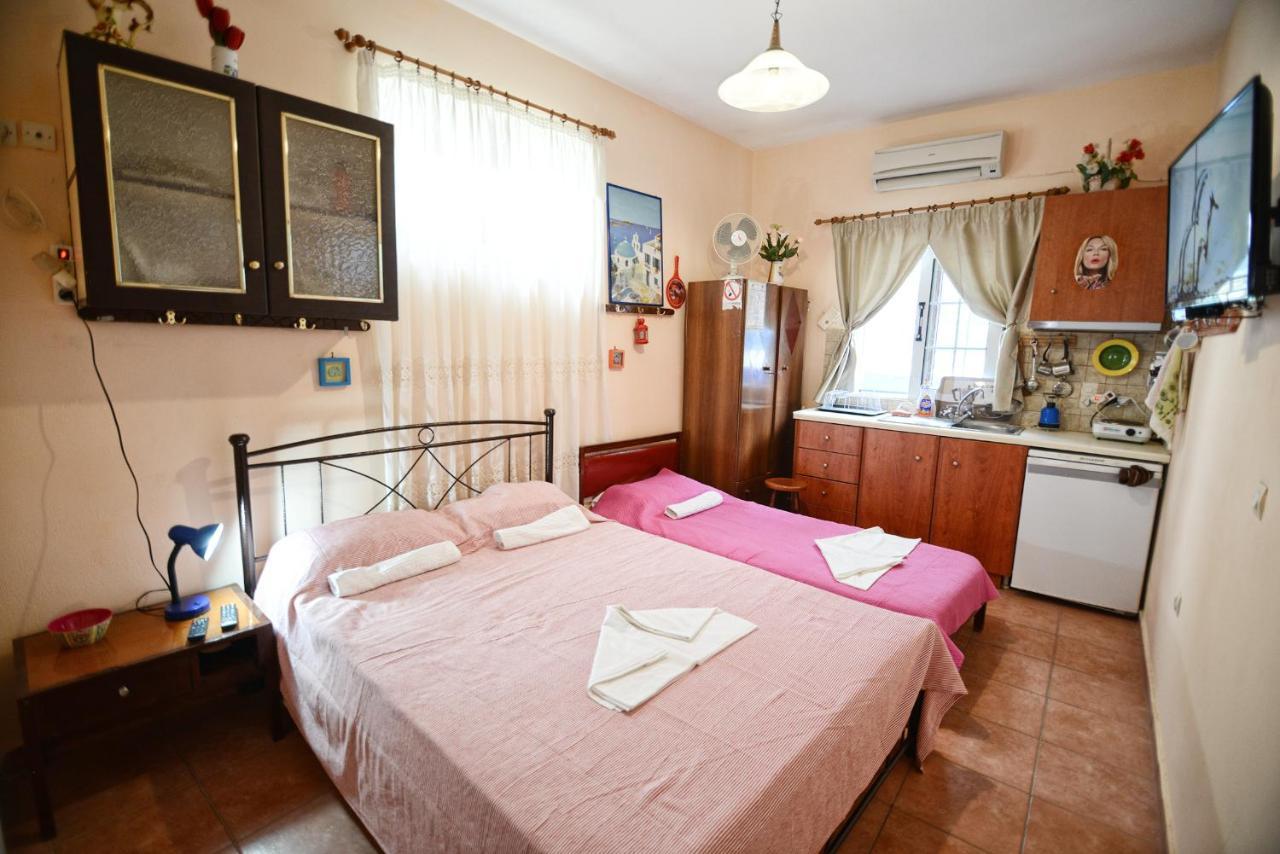 Ikaria Studios Manganíti Kültér fotó