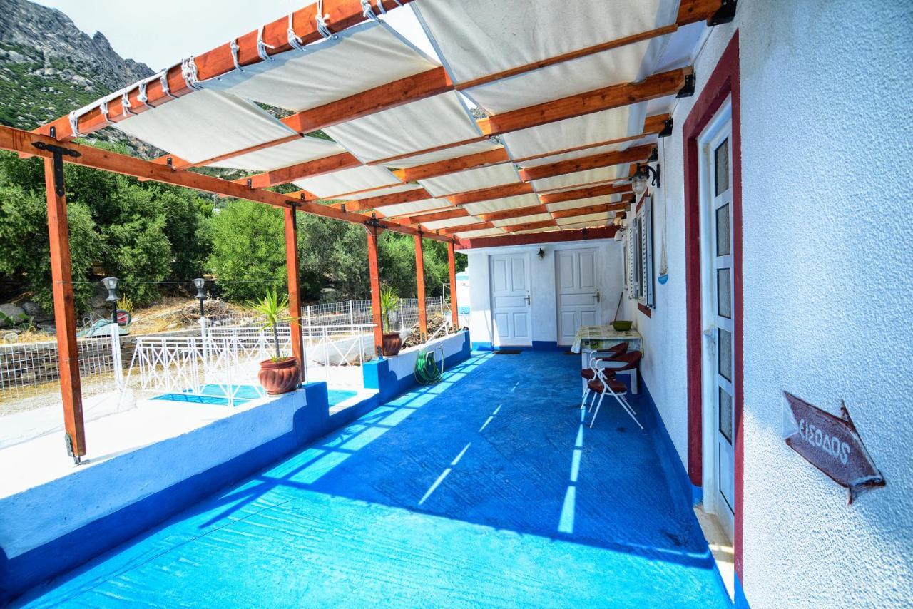Ikaria Studios Manganíti Kültér fotó