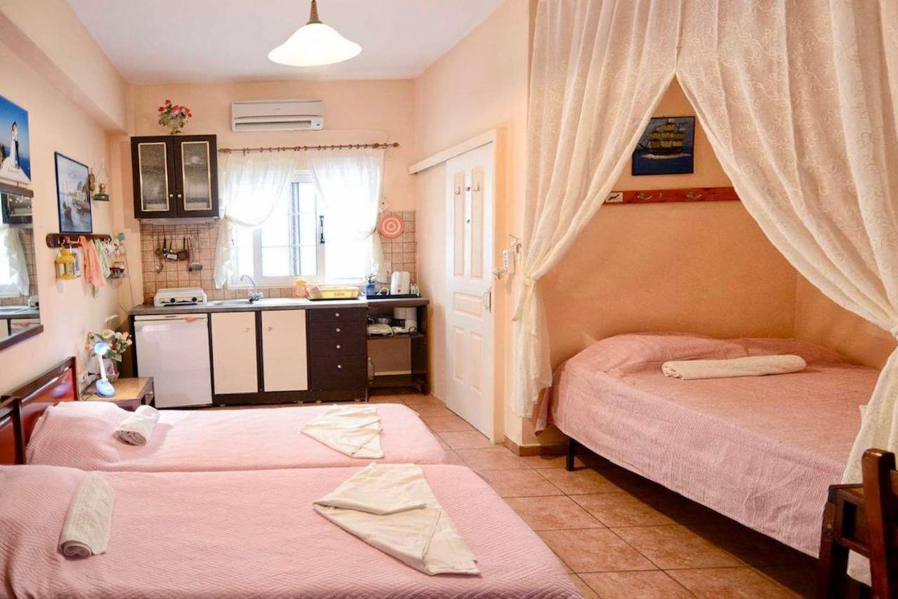 Ikaria Studios Manganíti Kültér fotó