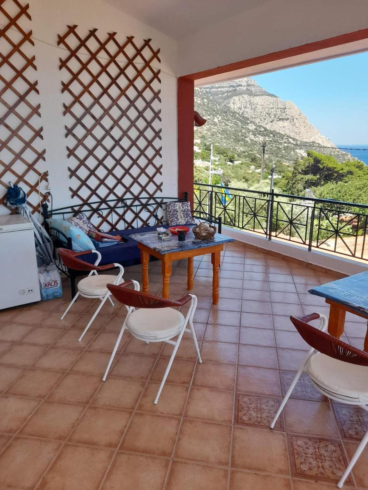 Ikaria Studios Manganíti Kültér fotó